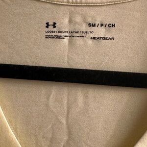 Under Armour Womens Yellow Shirt AS